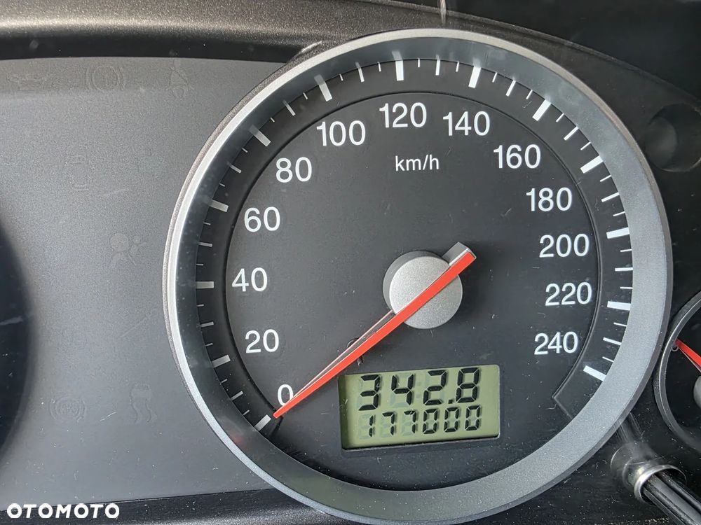Ford Mondeo 2.0 TDCi Trend - 32