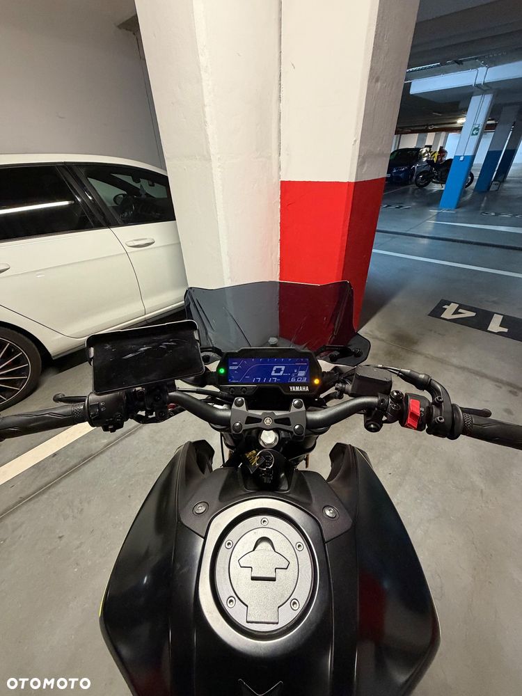 Yamaha MT - 15