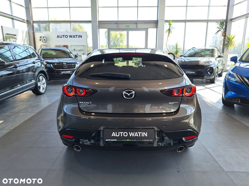 Mazda 3 - 8