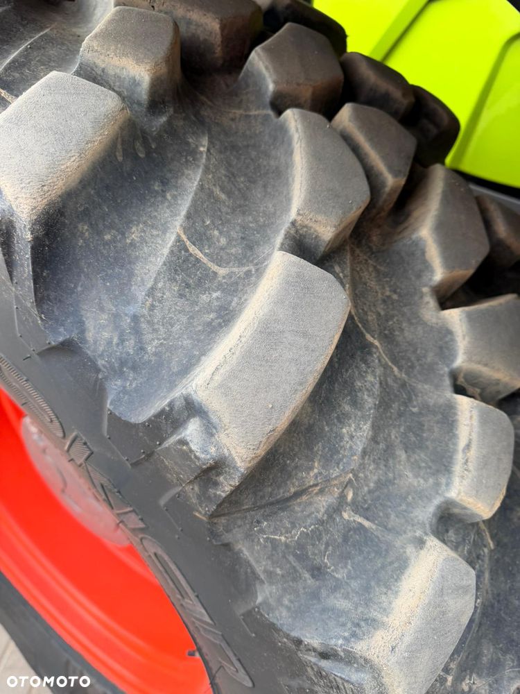 Claas Arion 640 - 41