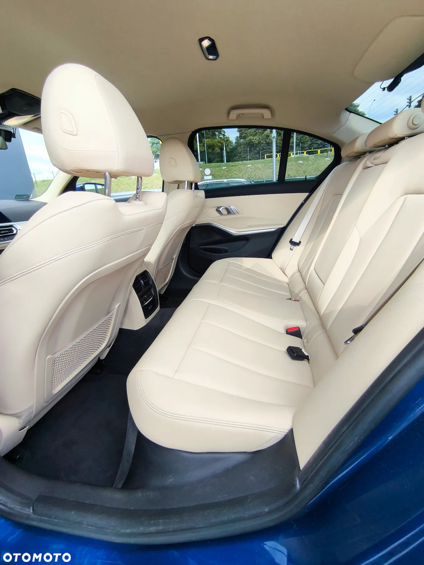 BMW Seria 3 318d Sport Line - 15