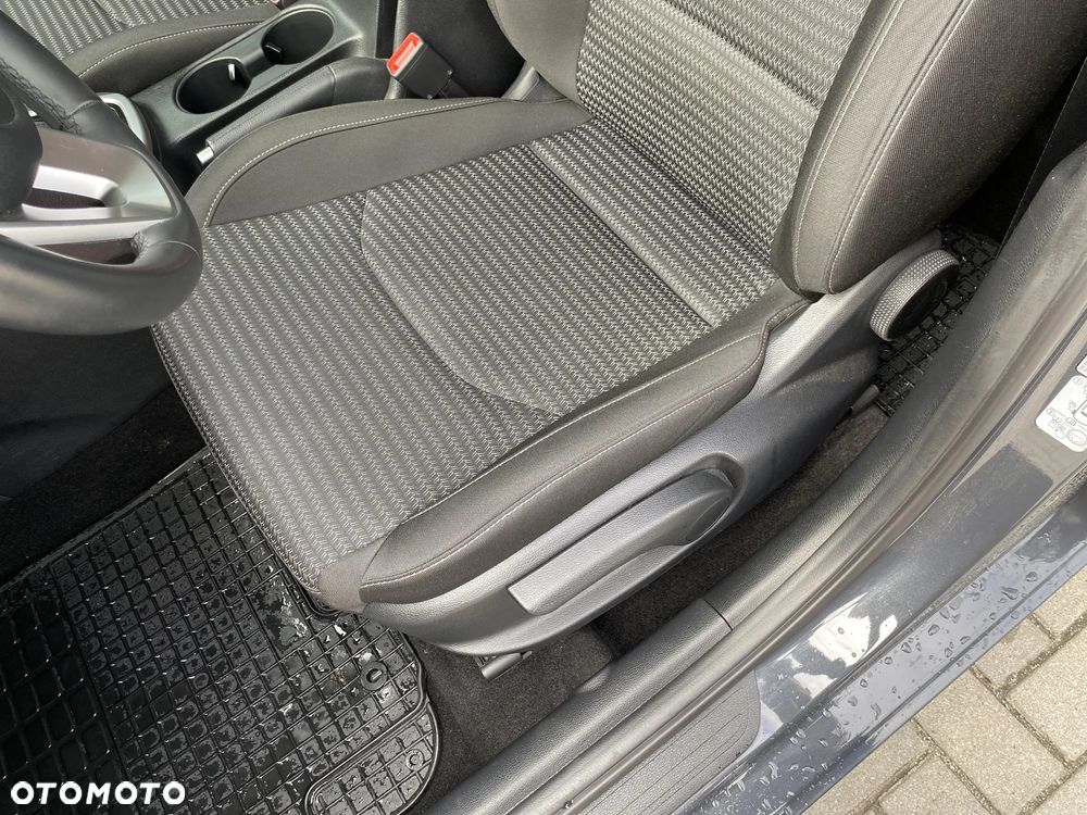 Kia Ceed 1.5 T-GDI M DCT - 12