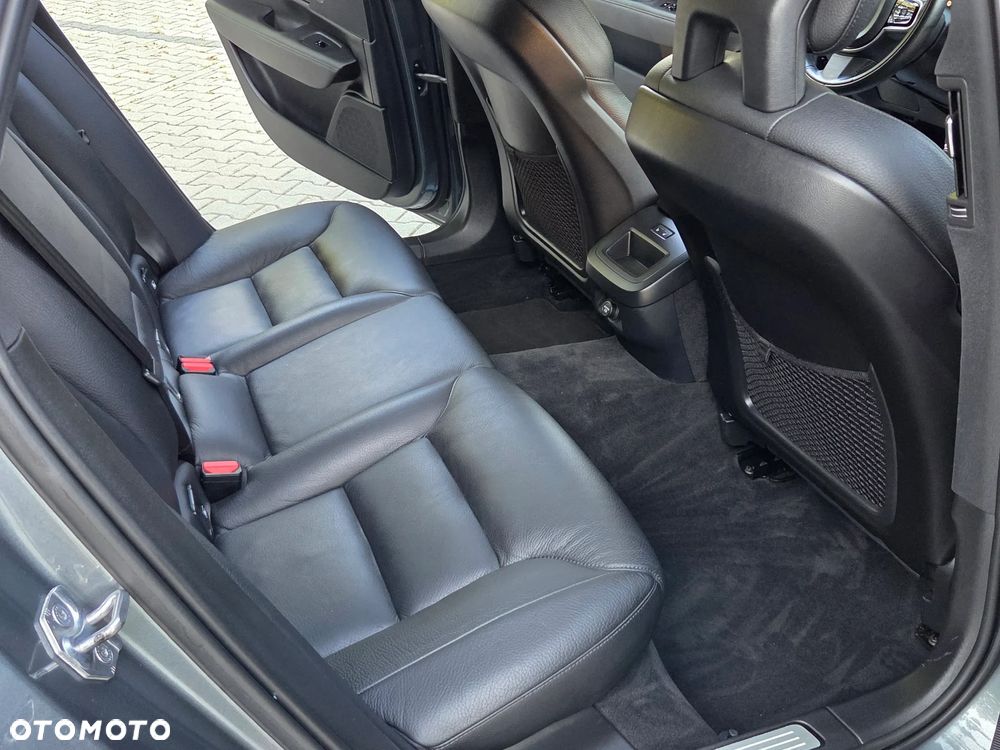 Volvo V90 D3 Geartronic Momentum Pro - 6