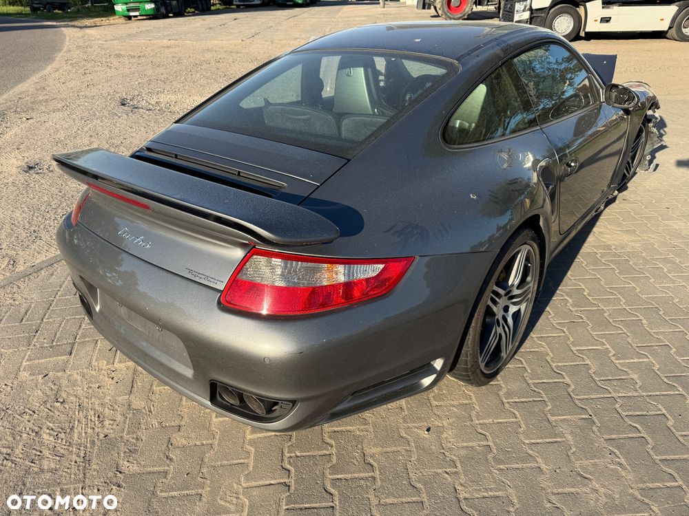 Porsche 911 - 11