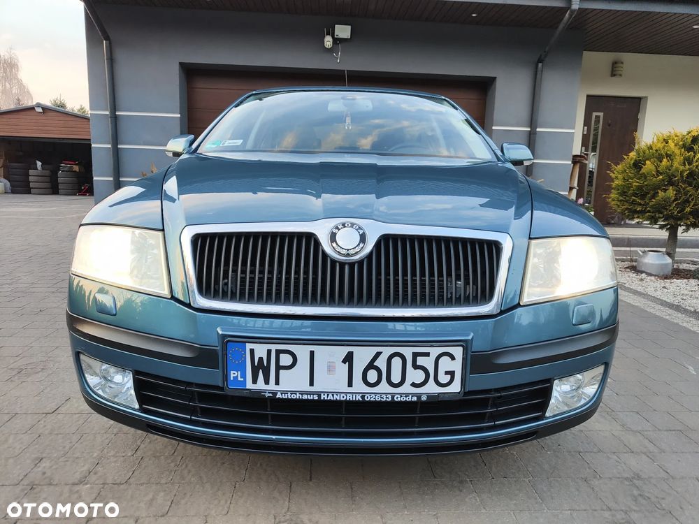 Skoda Octavia 1.6 Elegance - 25