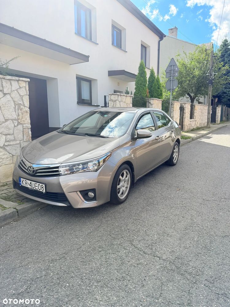 Toyota Corolla - 4