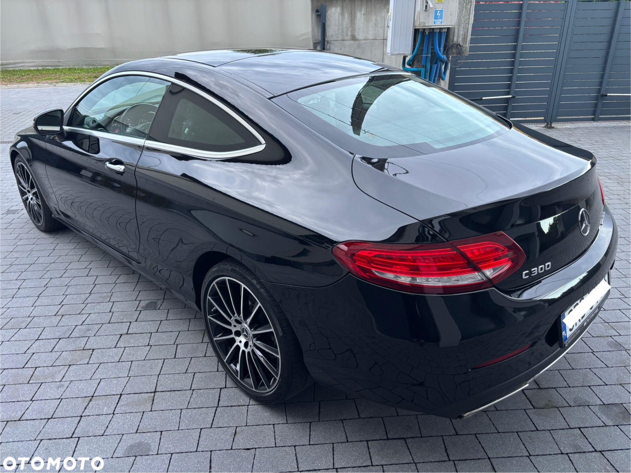 Mercedes-Benz Klasa C 300 Coupe 7G-TRONIC AMG Line - 4