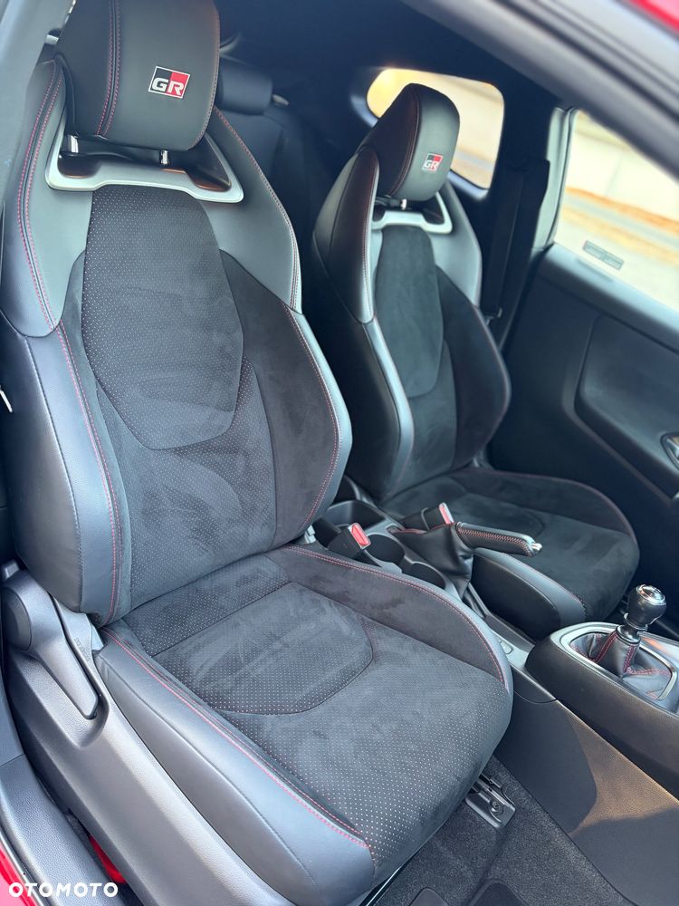 Toyota GR Yaris 1.6 Dynamic - 23