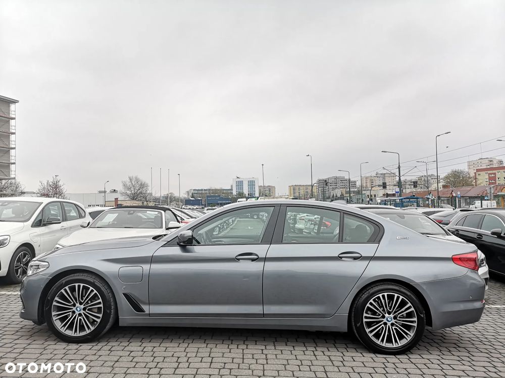 BMW Seria 5 530e iPerformance - 6