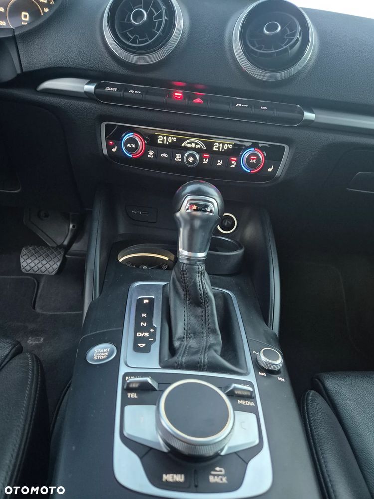 Audi A3 Sportback - 13