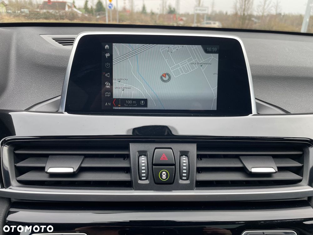 BMW X1 sDrive18i Sport Line - 26