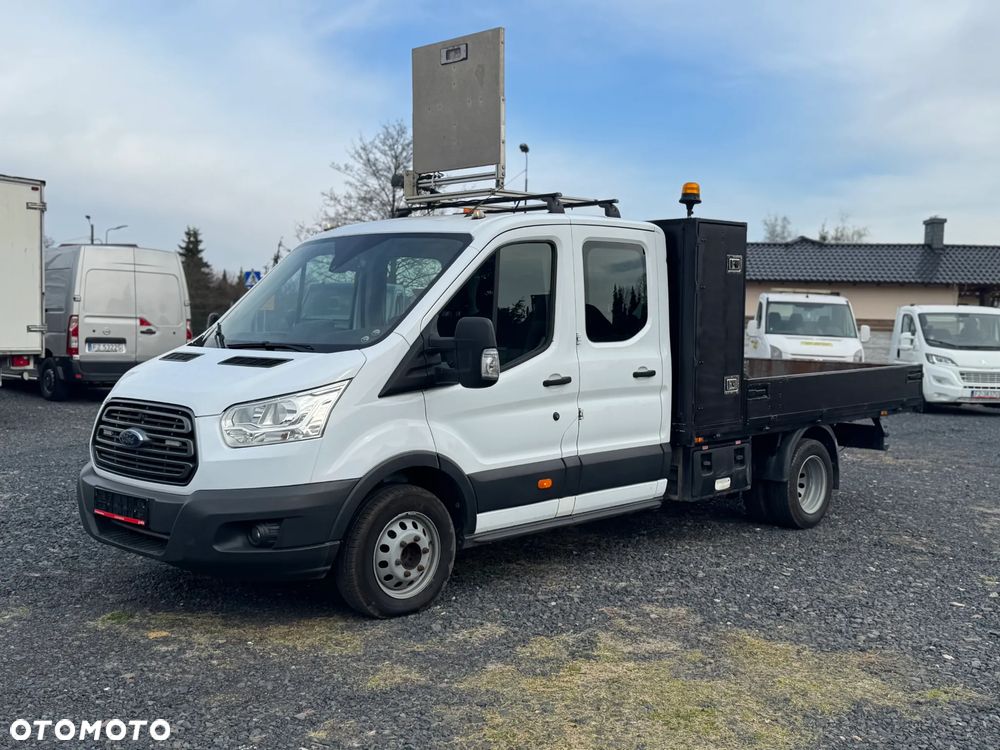 Ford Transit - 1