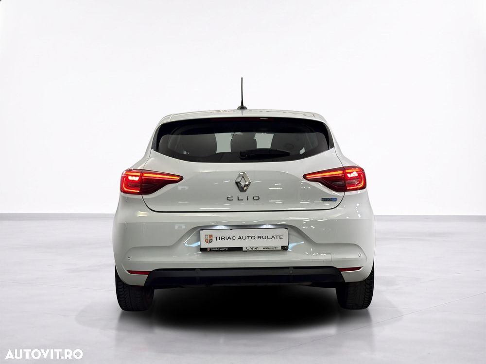 Renault Clio - 5