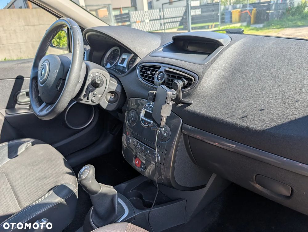 Renault Clio 1.5 dCi Extreme - 20