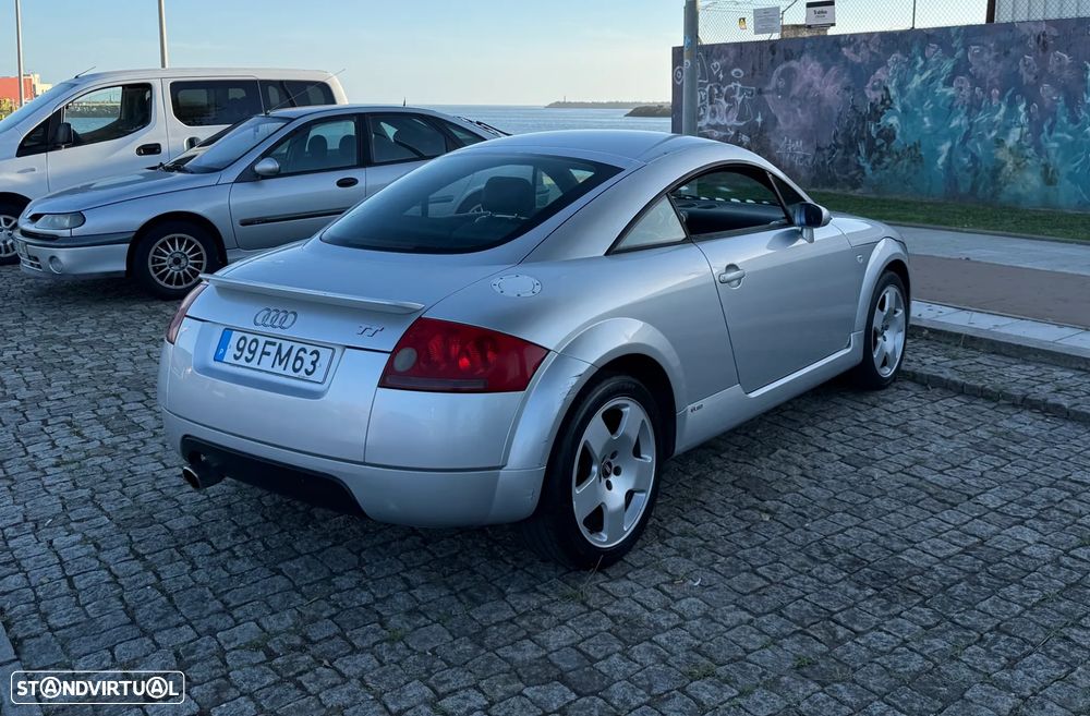 Audi TT Coupé 1.8 T S-line - 11