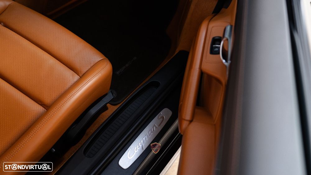 Porsche Cayman S PDK - 46