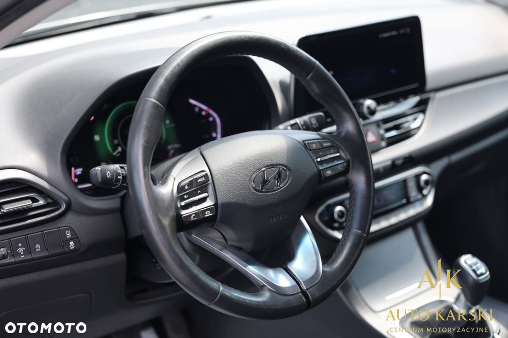 Hyundai i30 - 23