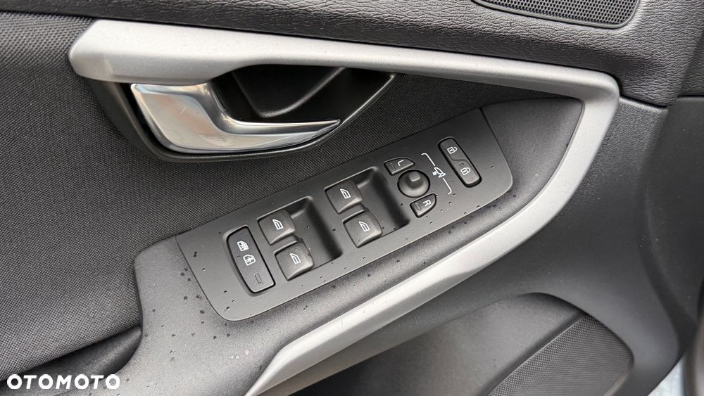 Volvo V40 D2 Geartronic Kinetic - 31