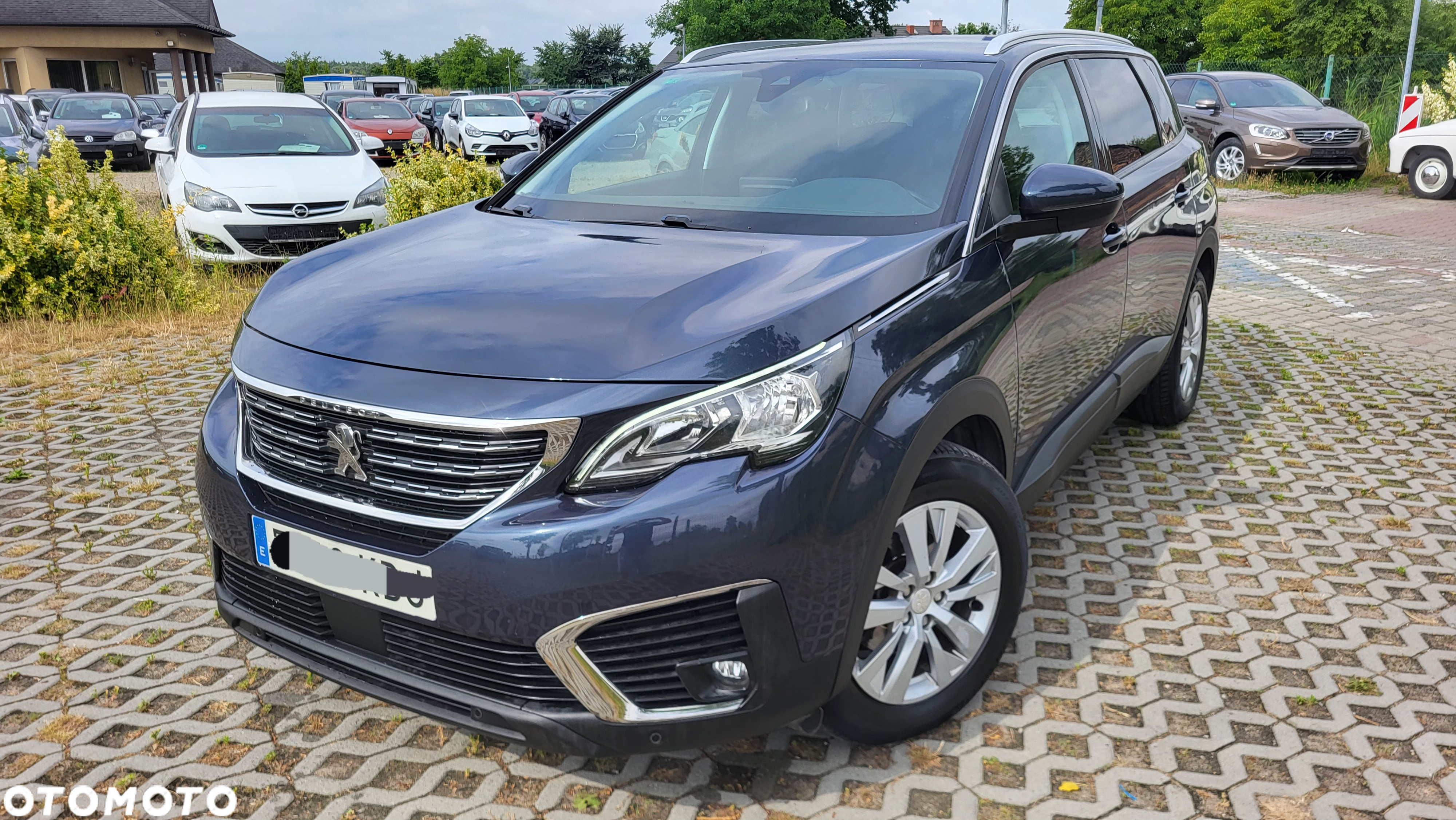Peugeot 5008 BlueHDI 120 EAT6 Active - 28