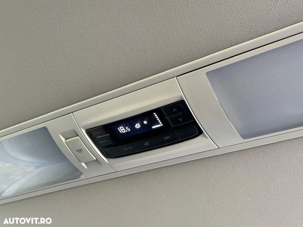 Volkswagen Caravelle T6.1 2.0 TDI 81 kW KR Comfortline - 22