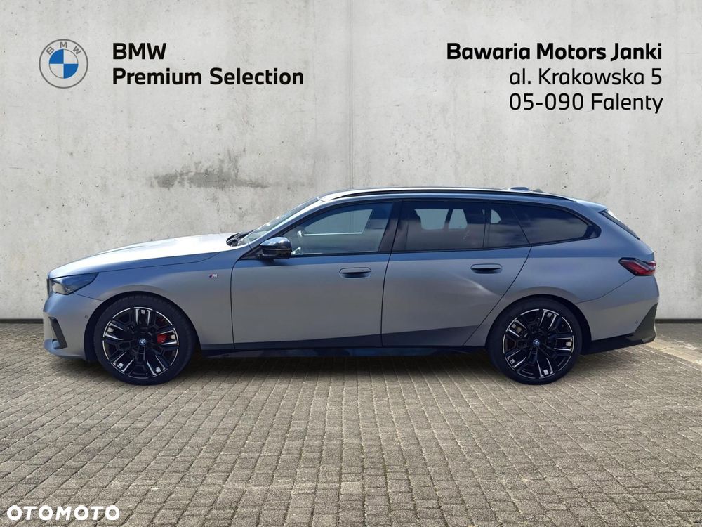 BMW i5 - 10