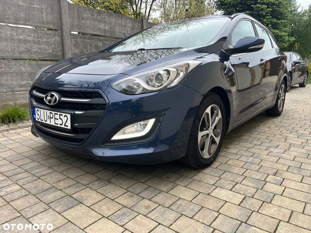 Hyundai i30 blue Kombi 1.6 CRDi Style - 9