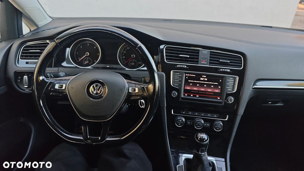 Volkswagen Golf 2.0 TDI SCR Highline - 12