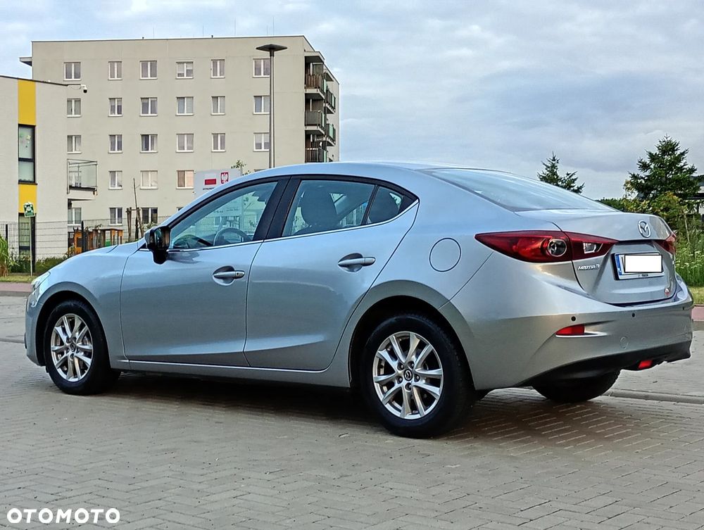 Mazda 3 - 4