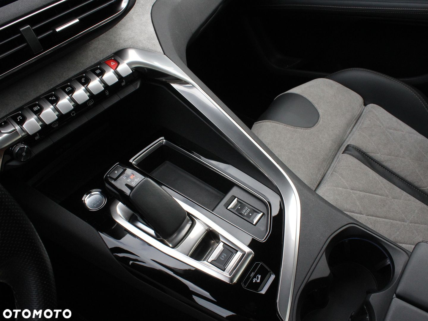 Peugeot 3008 - 10