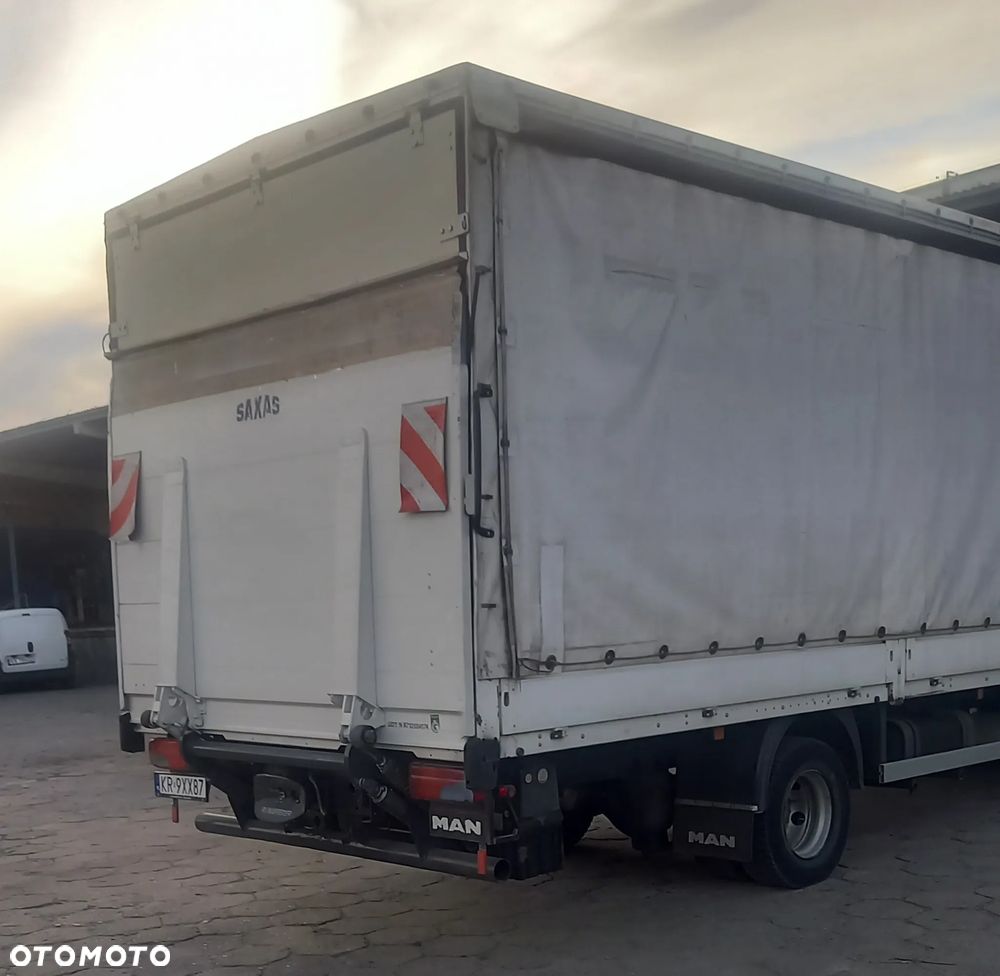 MAN TGL 12.180 4X2 BL - 12