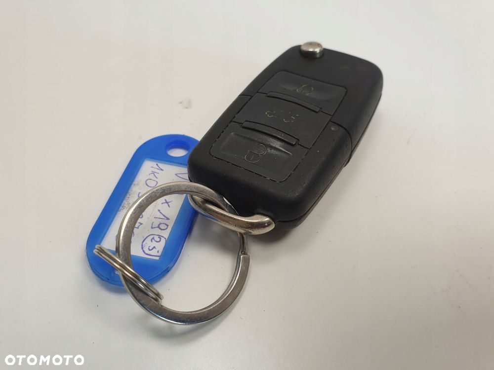Kluczyk Pilot VW 1KO959753 - 13