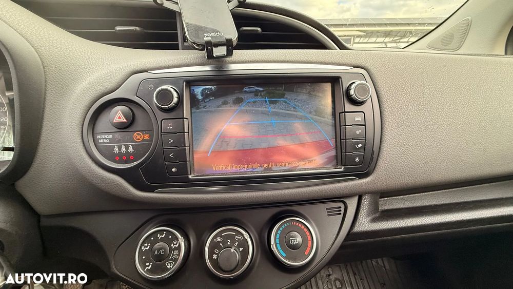 Toyota Yaris - 9