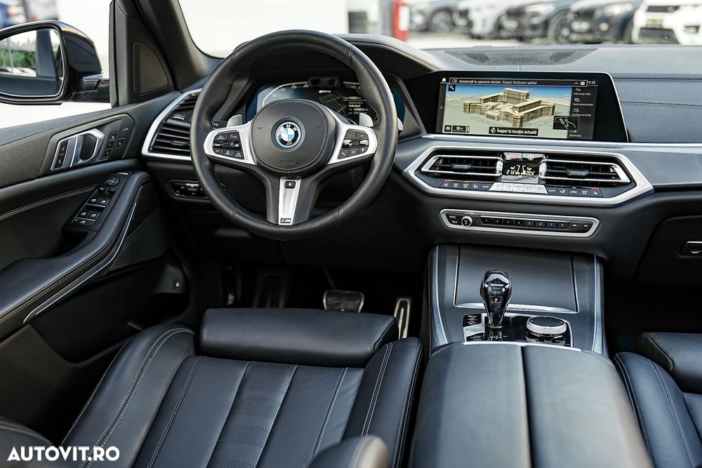 BMW X5 xDrive45e - 34