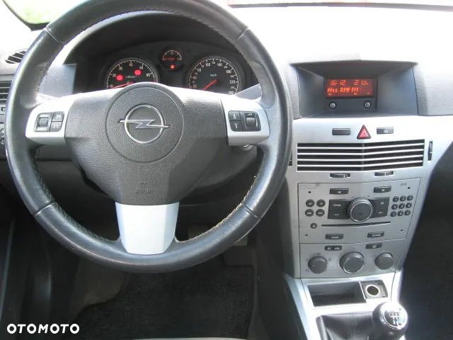 Opel Astra III 1.6 EU5 - 10