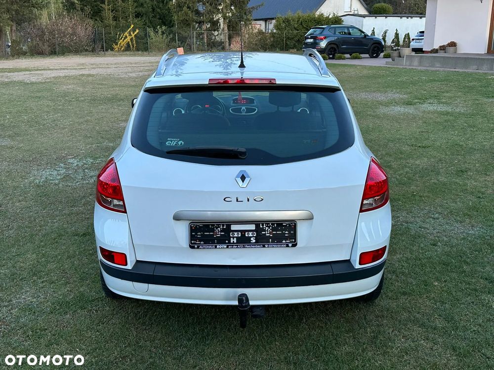 Renault Clio - 6