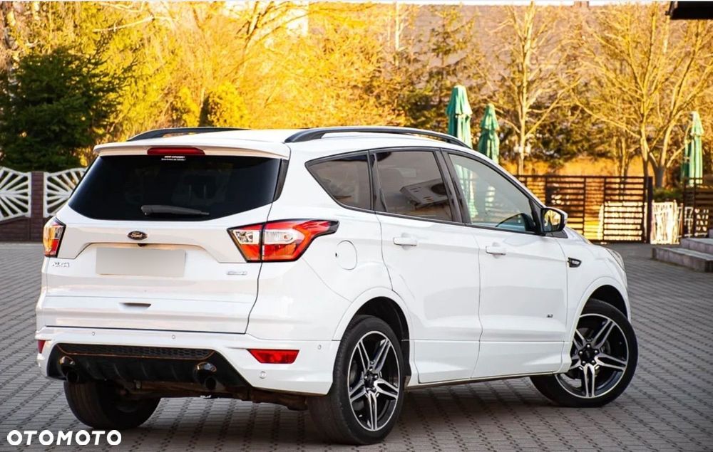 Ford Kuga - 17