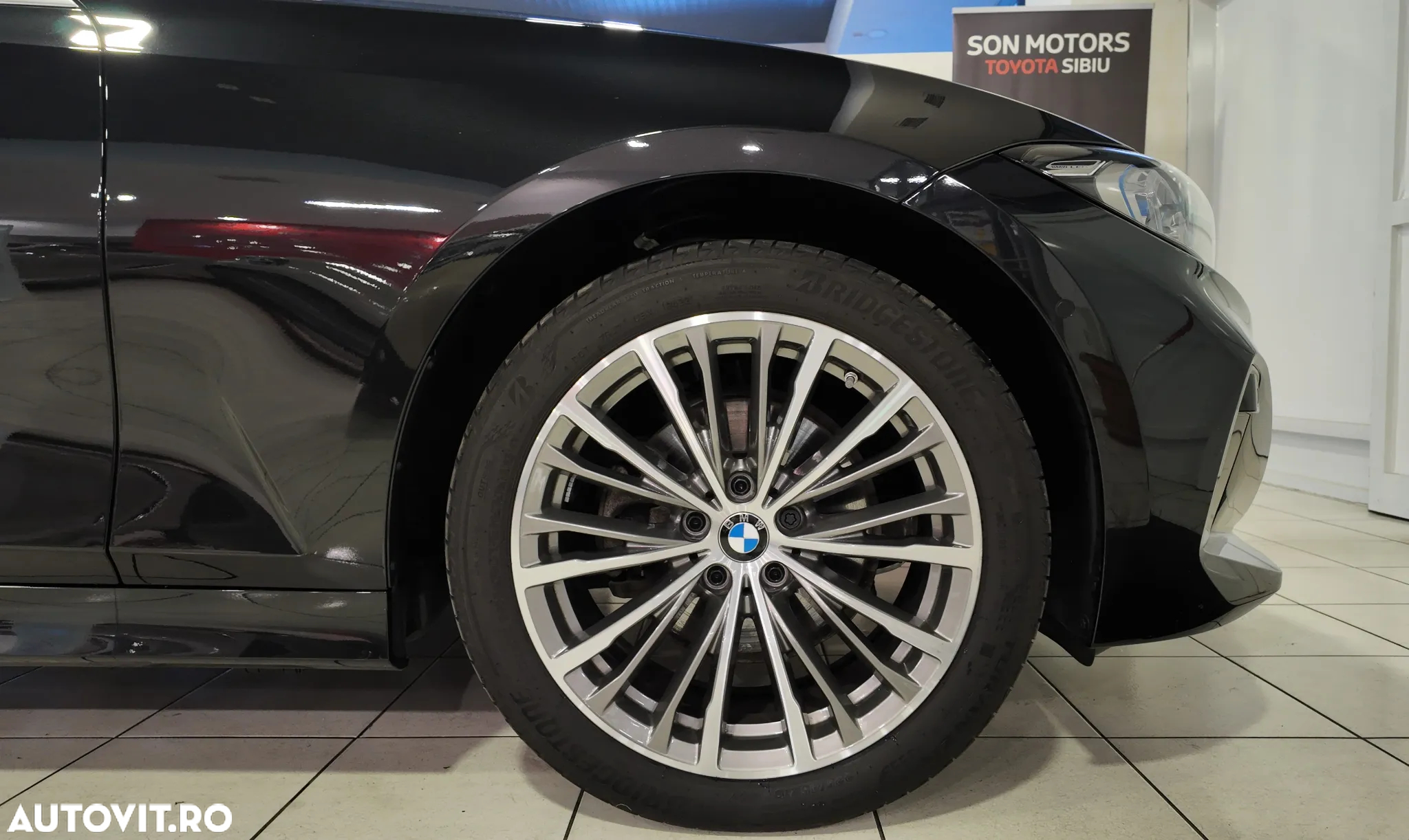 BMW Seria 3 320d xDrive Aut. - 38