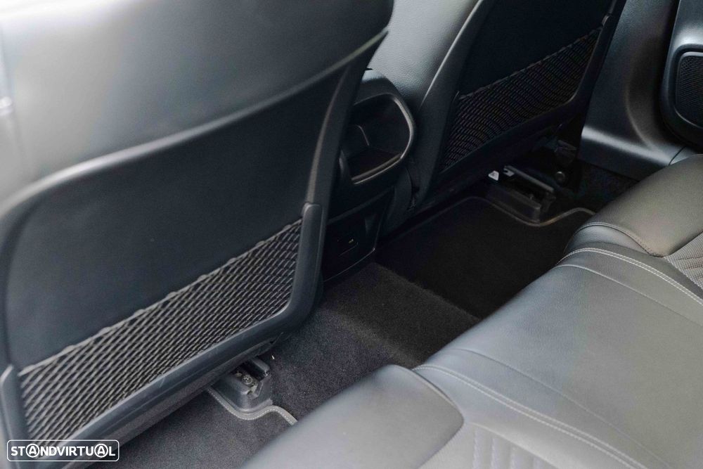 Mercedes-Benz A 250 e Style Plus - 16