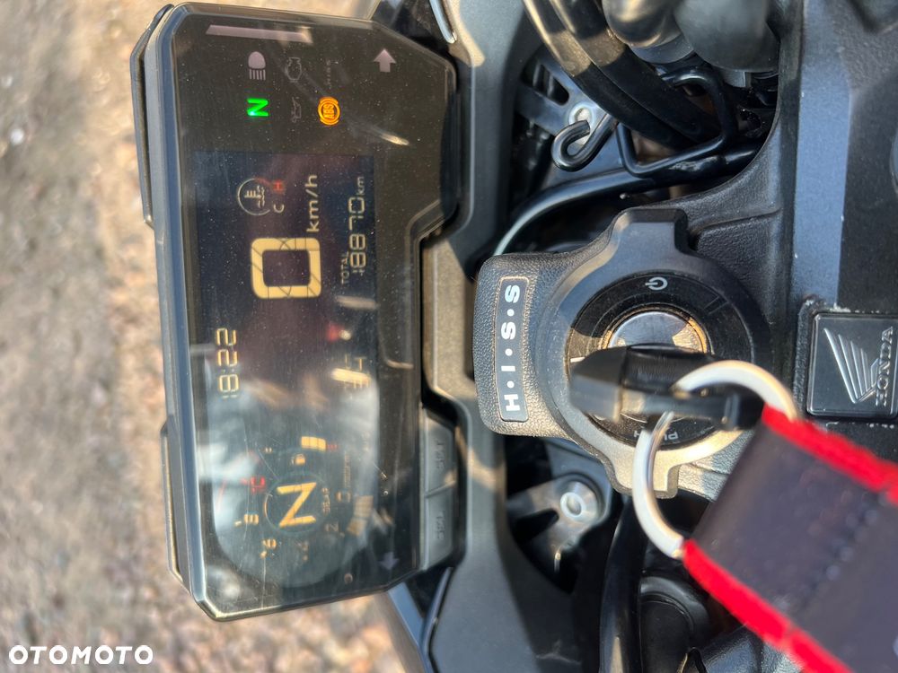 Honda CBR - 12