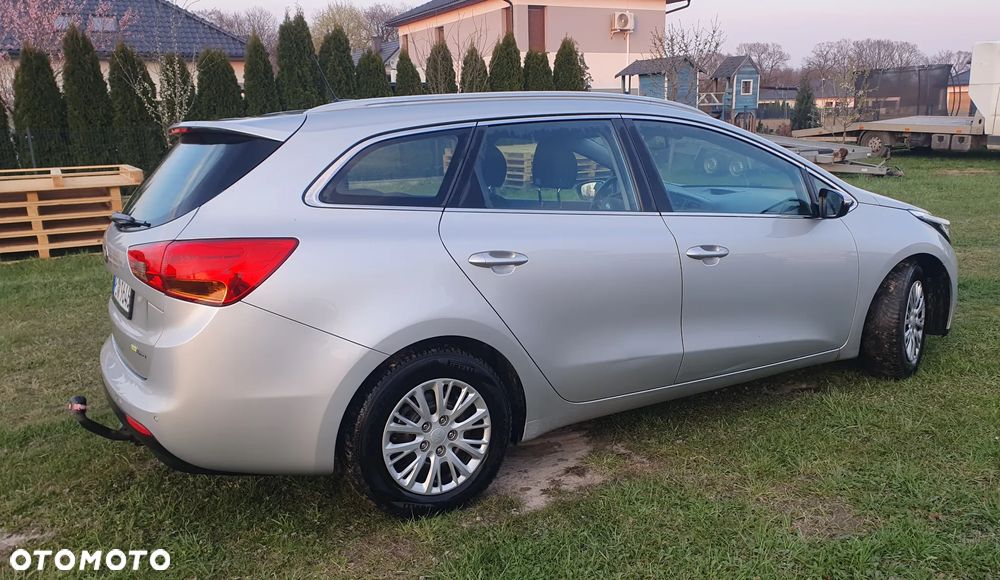 Kia Ceed 1.6 GDI Business Line - 6