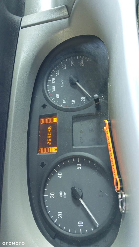 Opel Vivaro L1H1 2.9t - 7