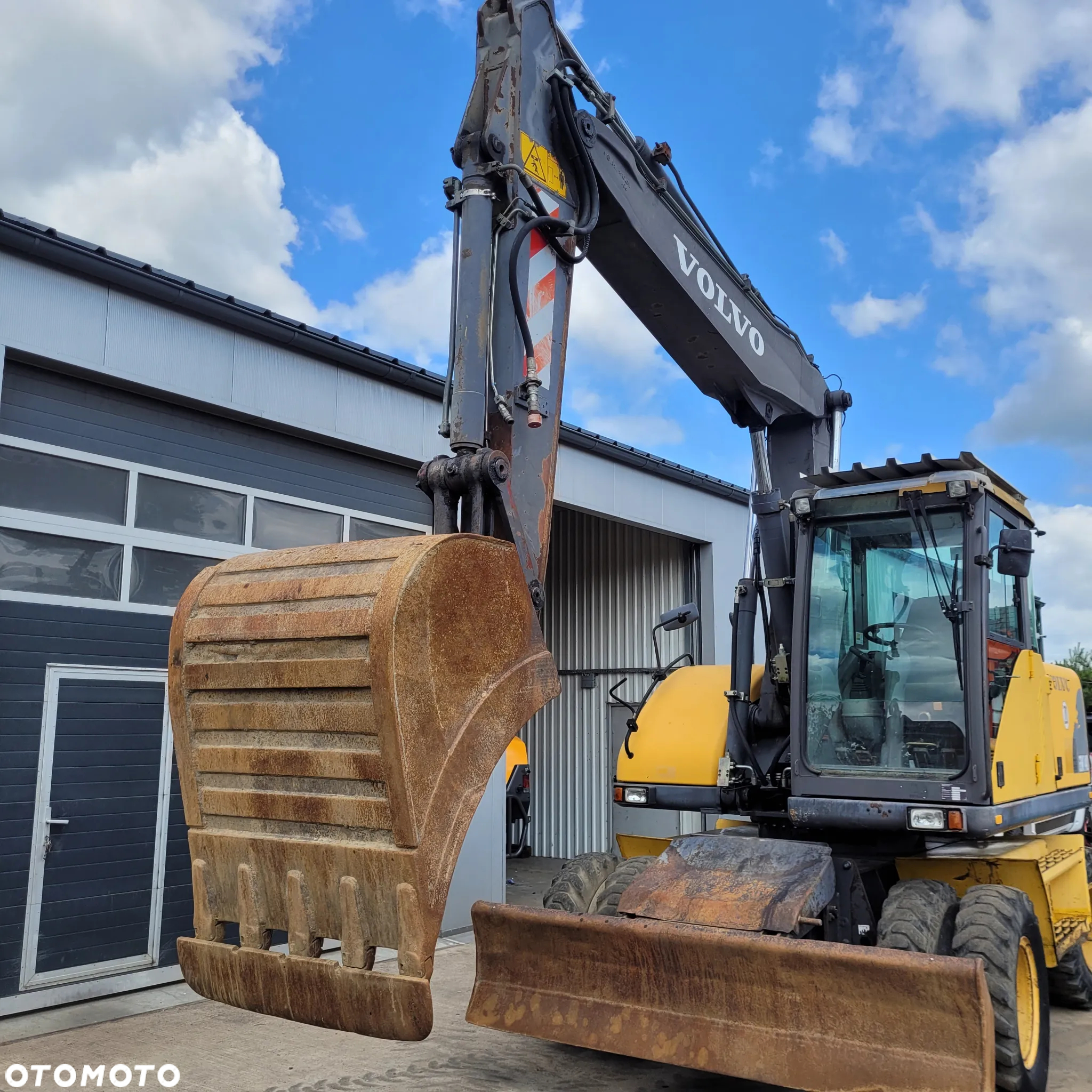 Volvo Ew140 - 2