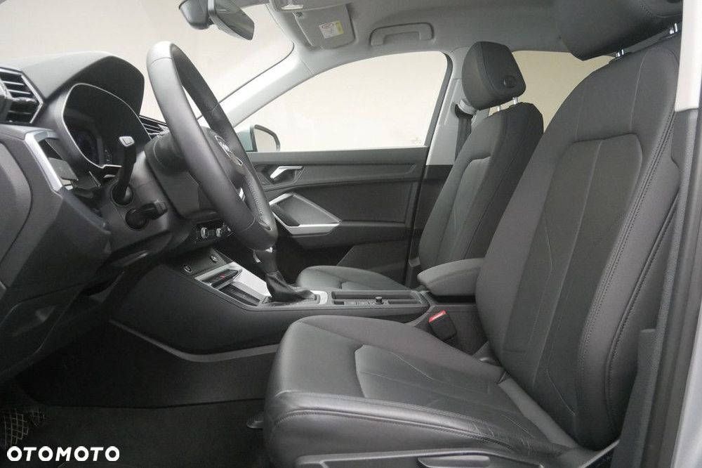 Audi Q3 - 12
