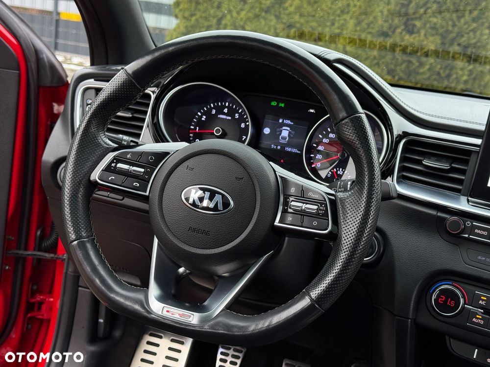 Kia ProCeed 1.4 T-GDI OPF GT LINE - 23