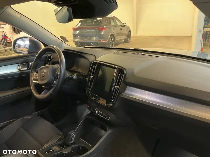 Volvo XC 40 T4 Momentum - 11