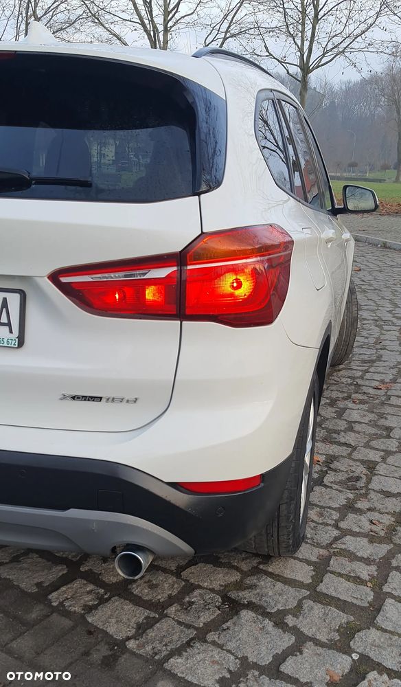 BMW X1 xDrive18d - 9