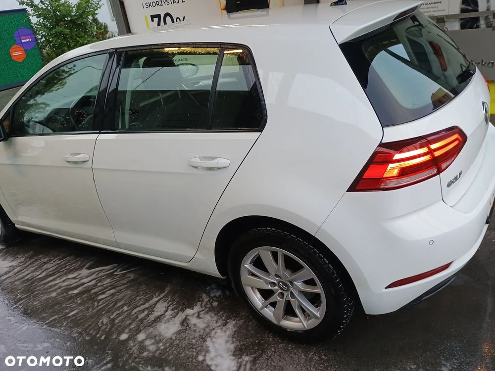 Volkswagen Golf 1.0 TSI - 5