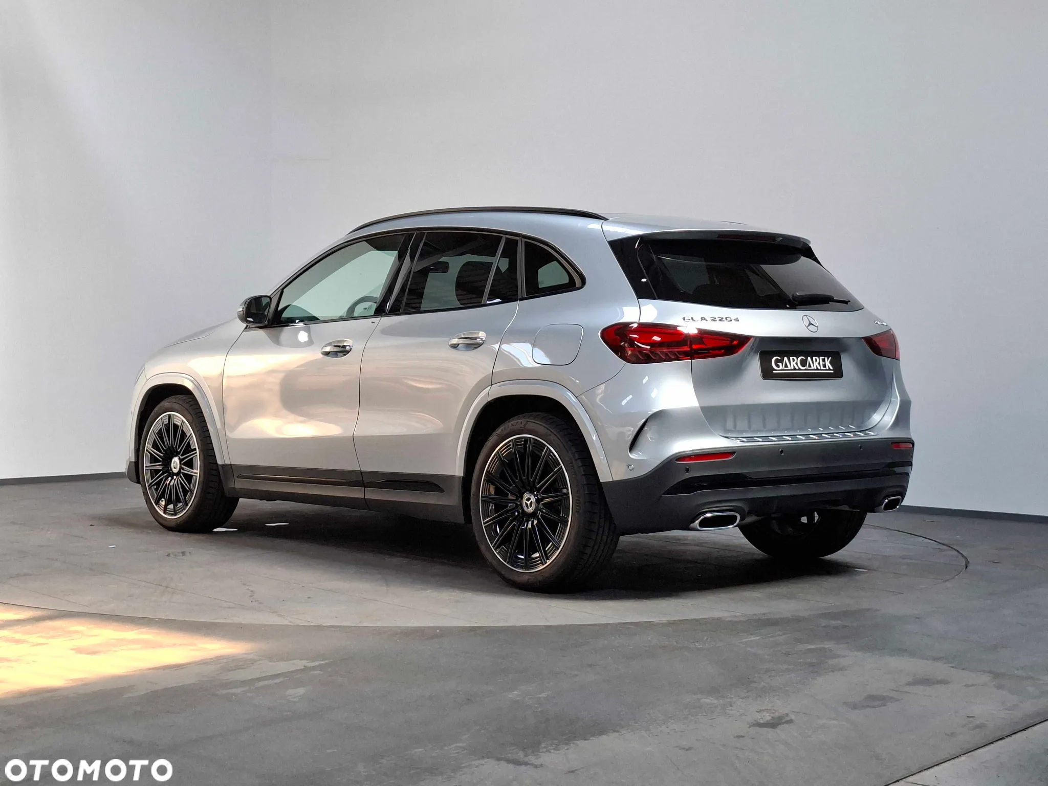 Mercedes-Benz GLA 220 d 4-Matic AMG Line 8G-DCT - 3