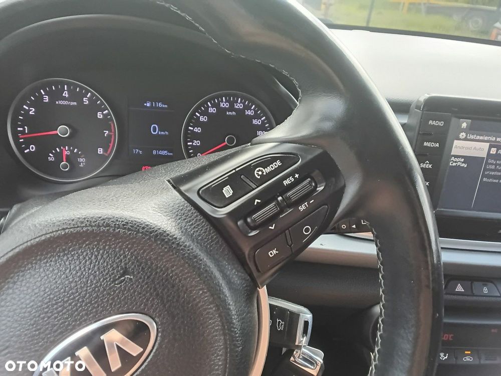 Kia Rio - 23