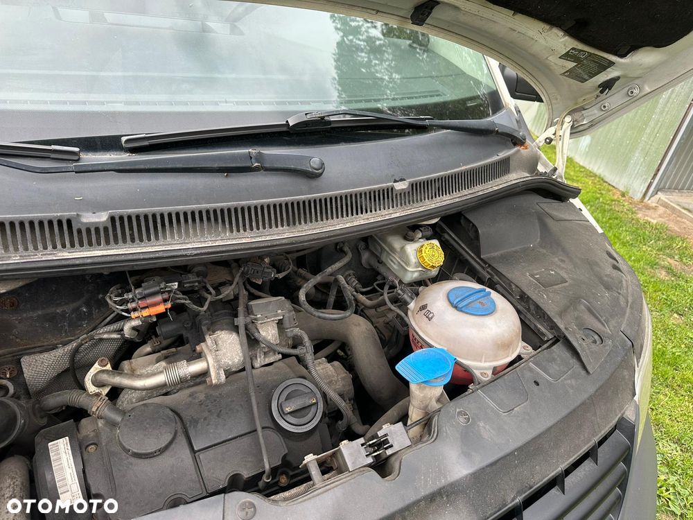 Volkswagen Transporter - 8
